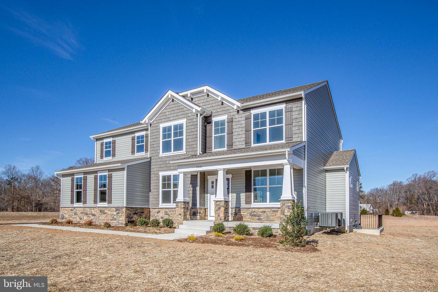12423 Josephine Ln — photo