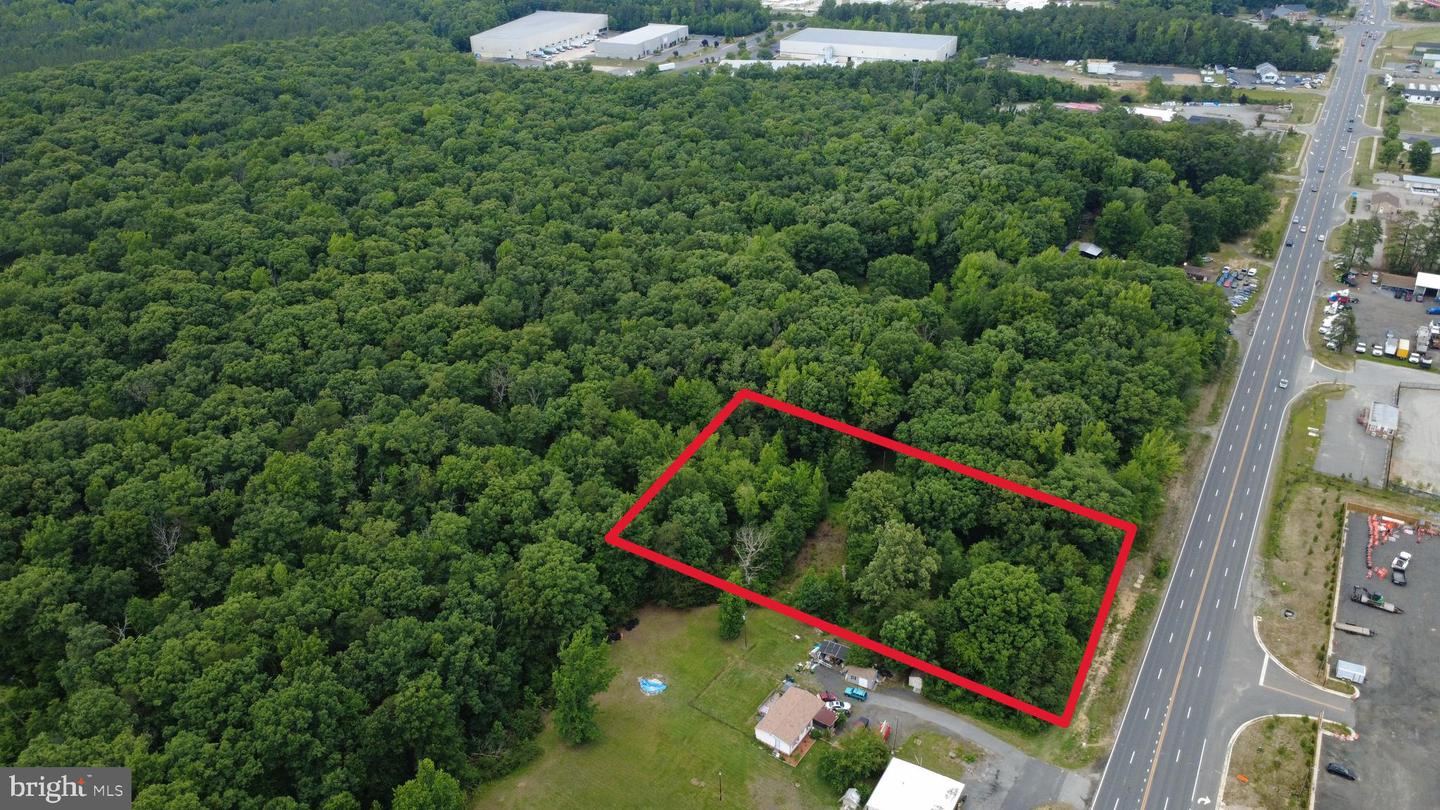 8332 Patriot Hwy — photo