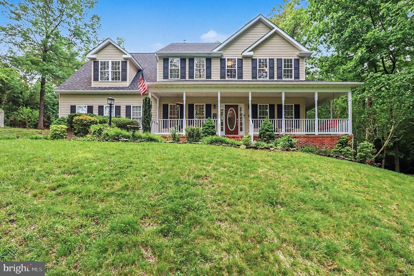 13421 Fox Chase Ln — photo