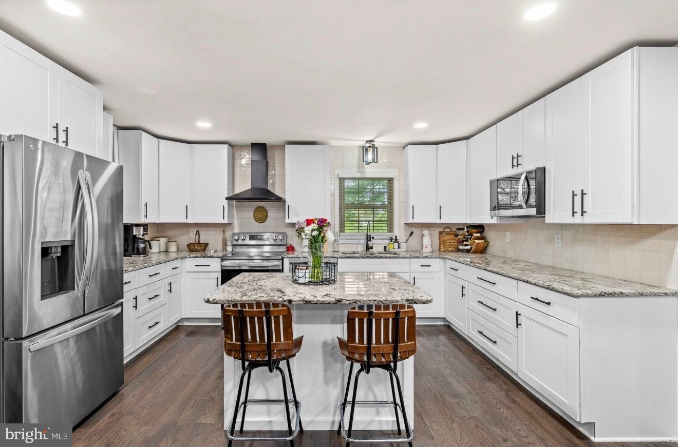 7501 Hunters Lodge Dr — photo