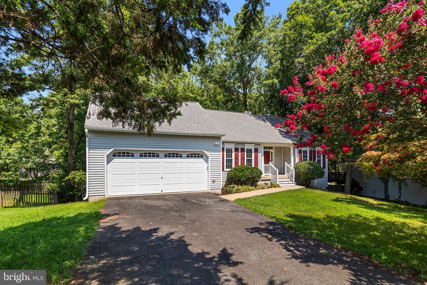 7205 Lord Barton Dr — photo