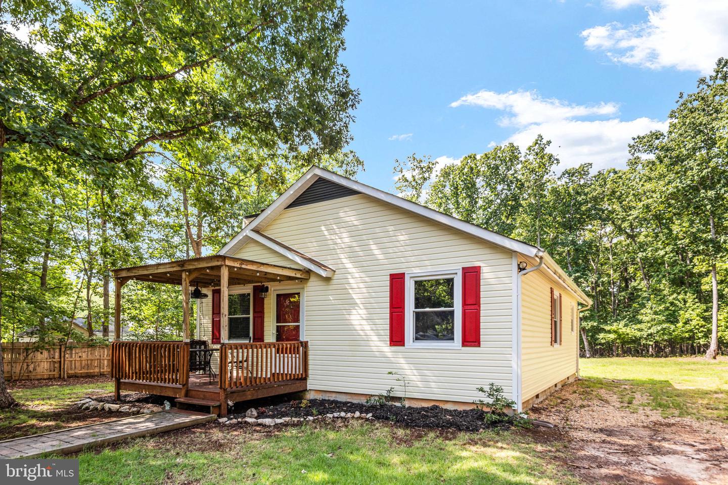 15012 Comfort Ln — photo