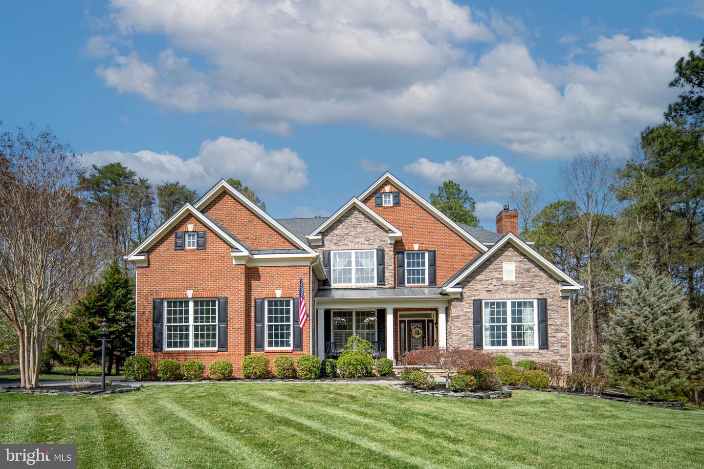 11613 Pine Hollow Ln — photo