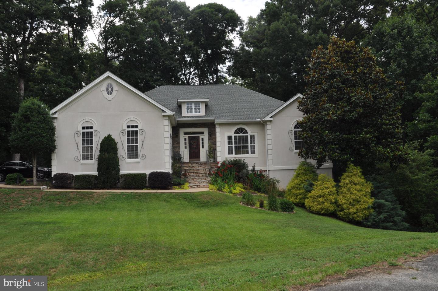 4203 Mount Vernon Pl — photo