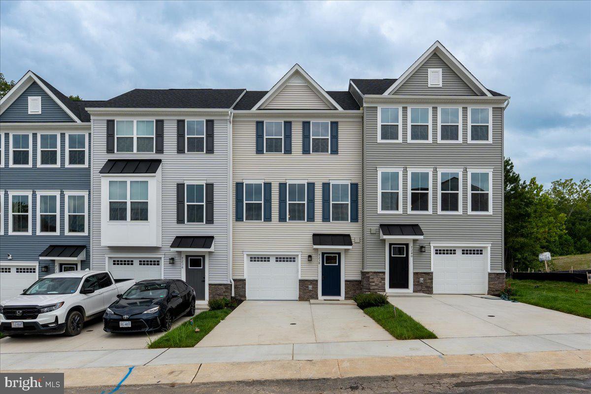 7238 Musca Shire Ln — photo