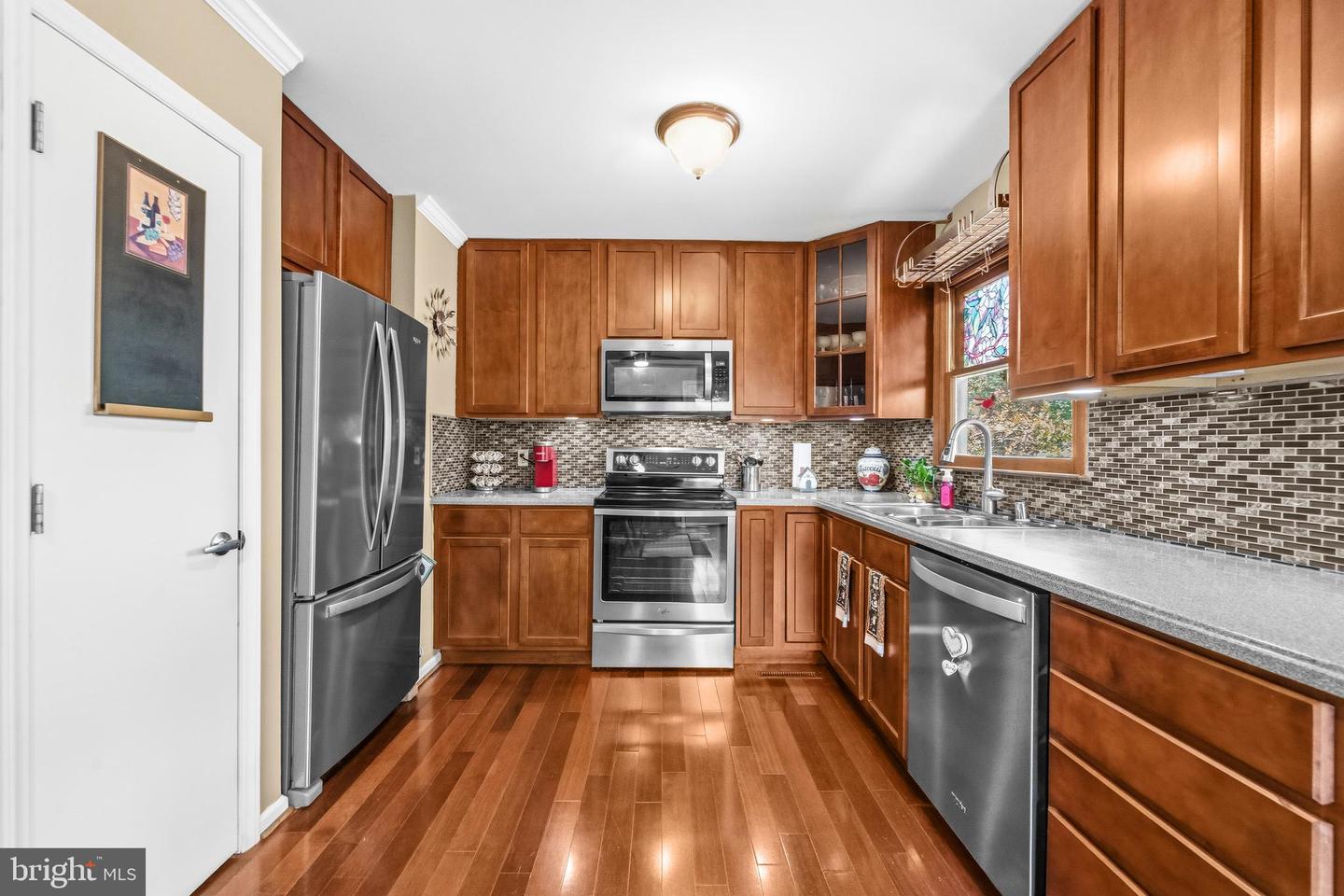 313 Green Arbor Dr — photo