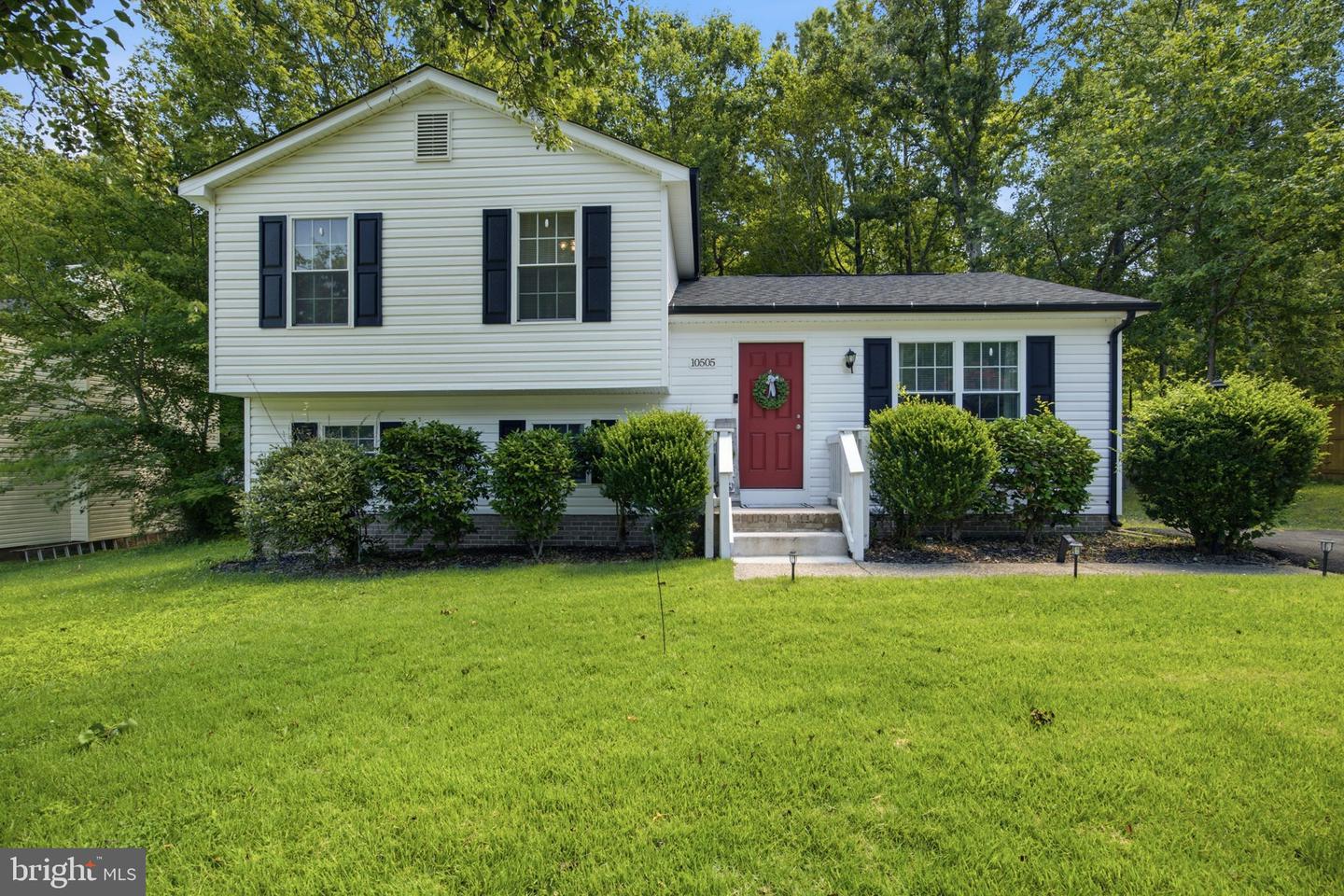 10505 Cobblestone Dr — photo
