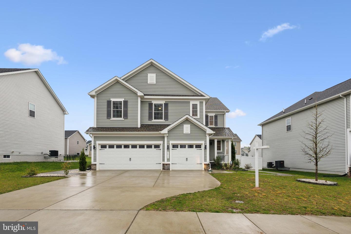 7810 Bexley Ln — photo