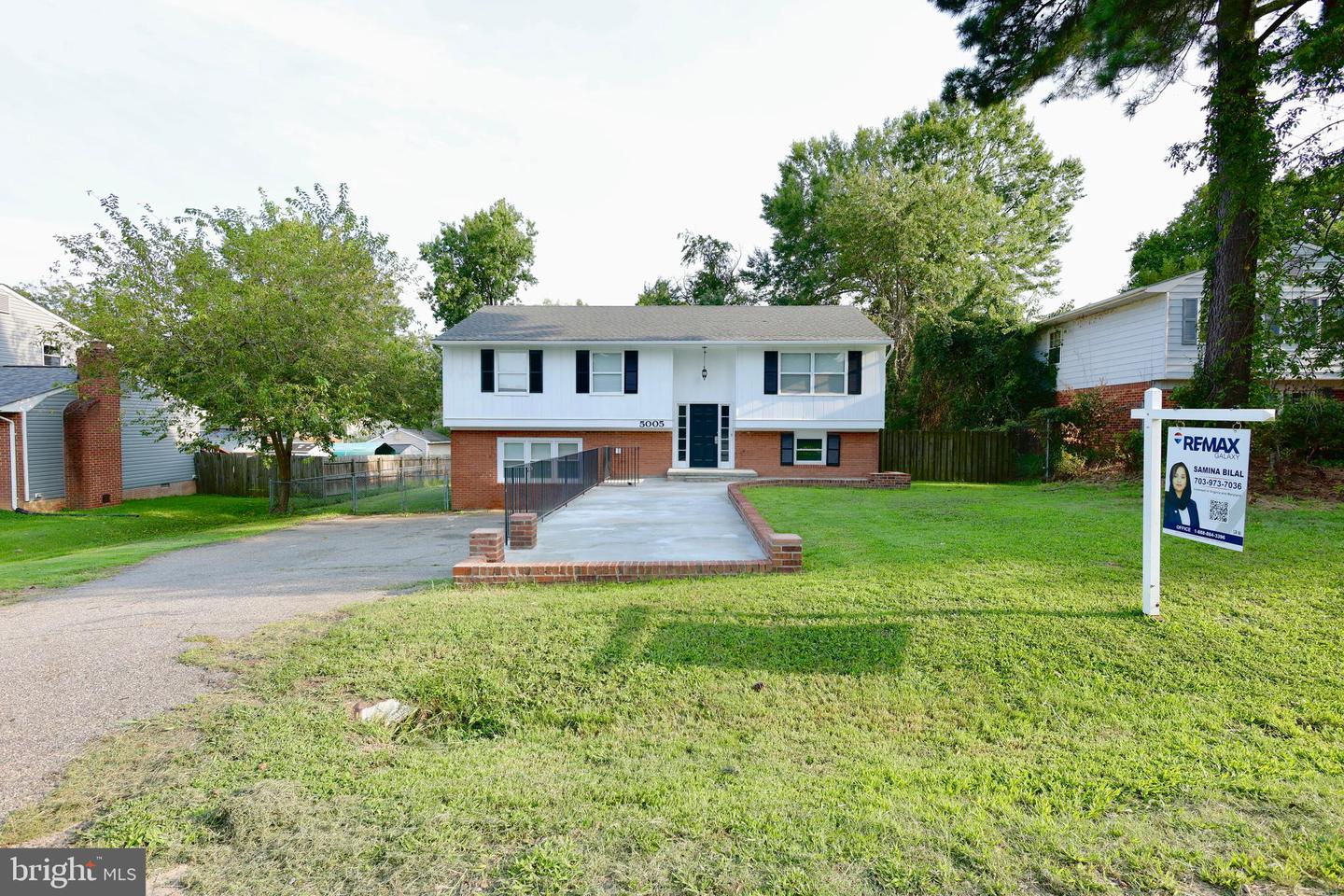 5005 Blake Dr — photo