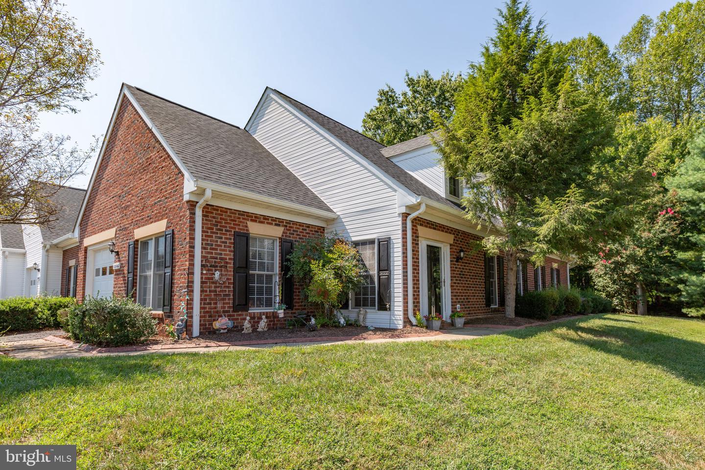 12106 Meadow Branch Way — photo