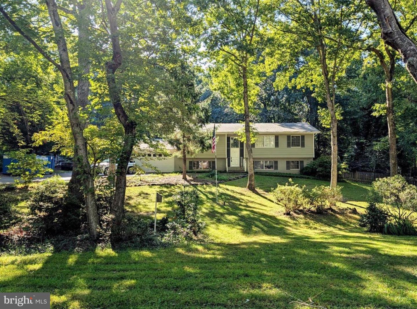 13111 Chapel Hills Dr — photo