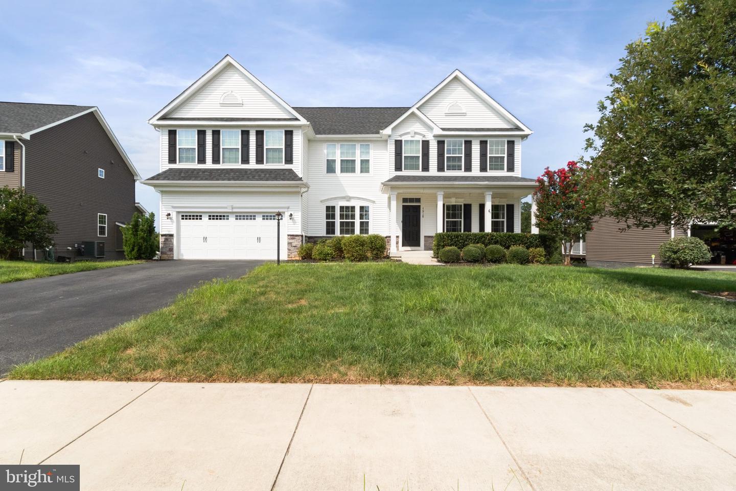 7918 Continental Ct — photo