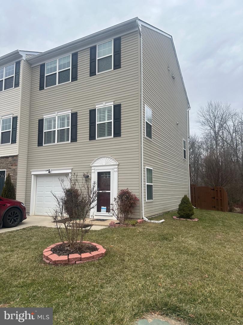 2233 Mallard Landing Dr — photo