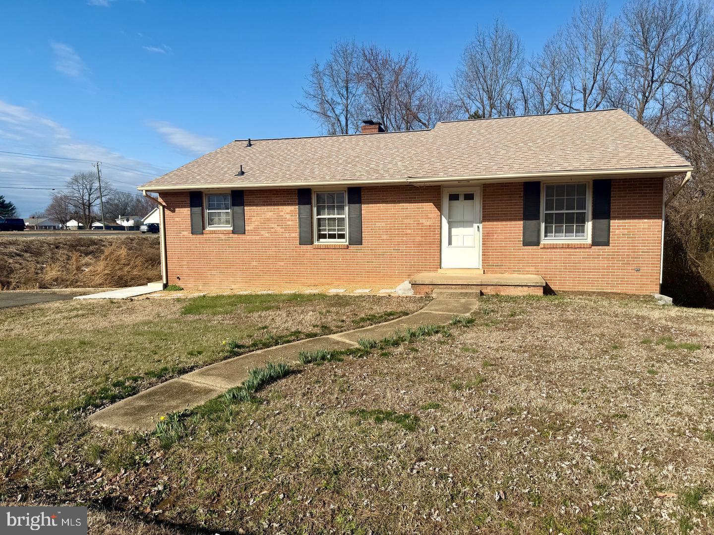 1010 Bernstein Rd — photo