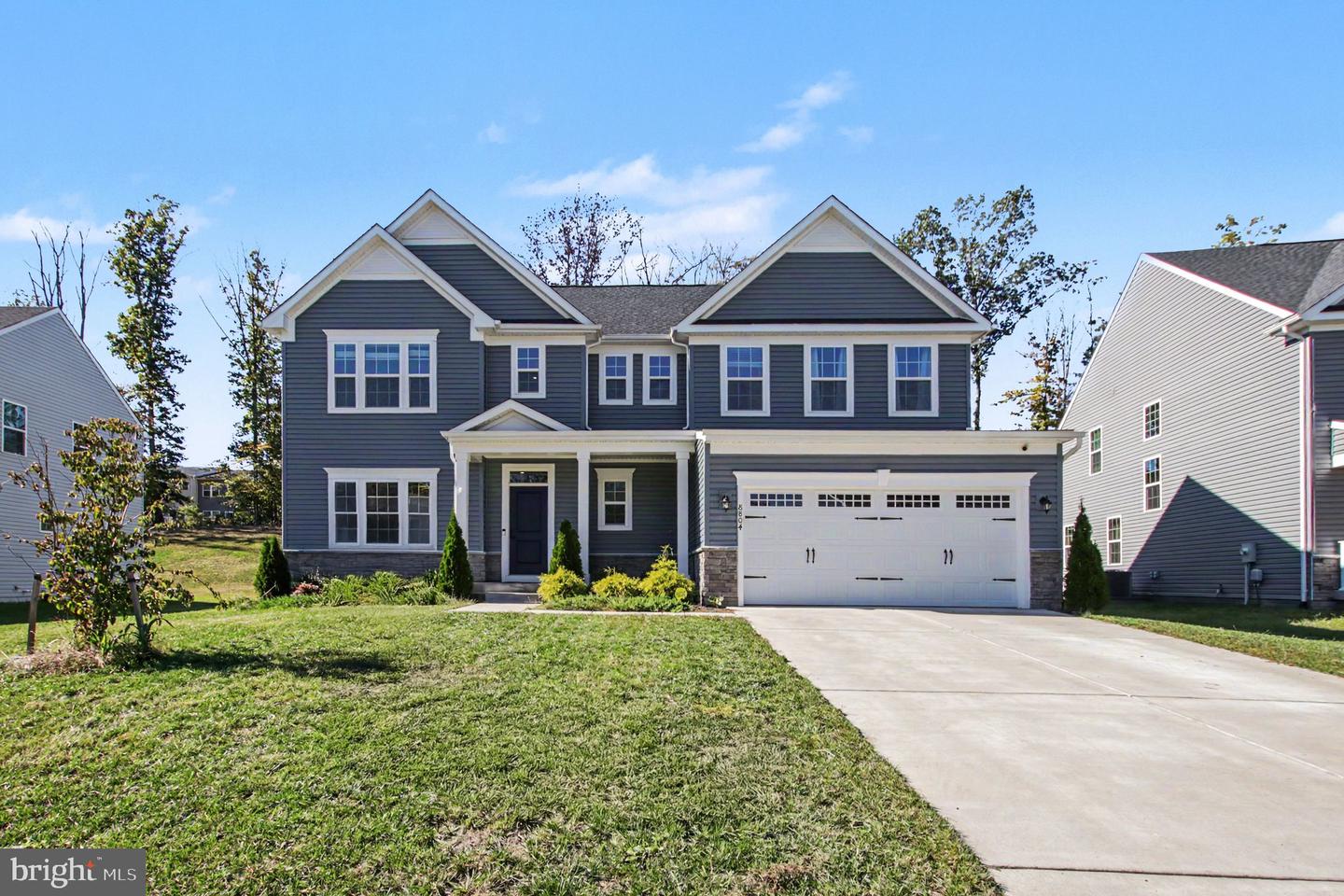 8804 Zoe Ct — photo
