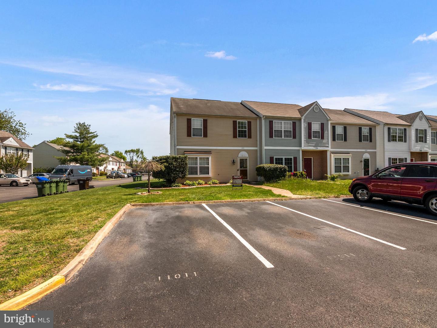 11011 Coreys Way — photo
