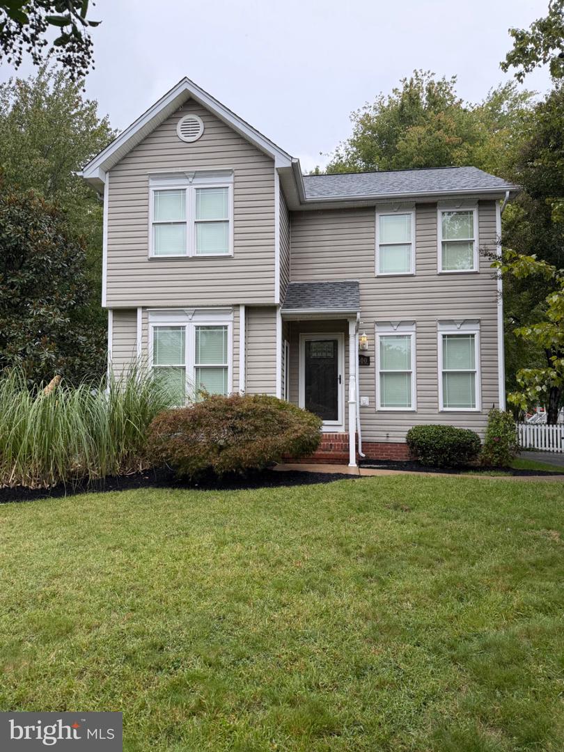 8600 Oak Glen Ct — photo