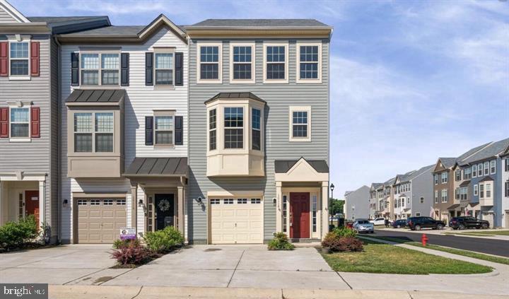 10118 Futbol Ct — photo
