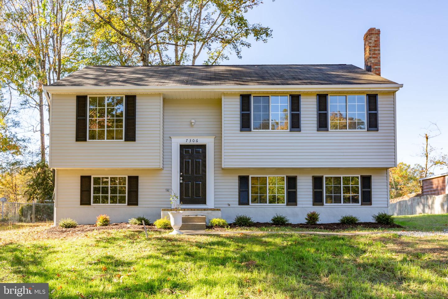 7306 Plantation Forest Dr — photo