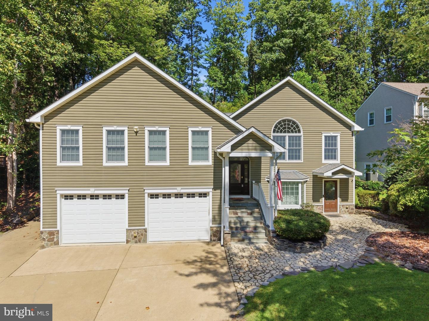 2409 Harpoon Dr — photo