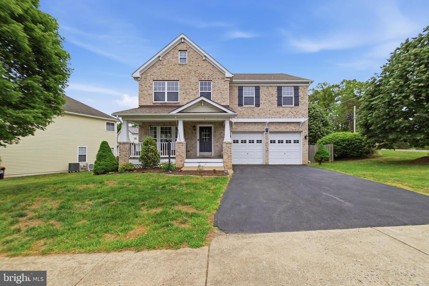 4 Wiltshire Dr — photo