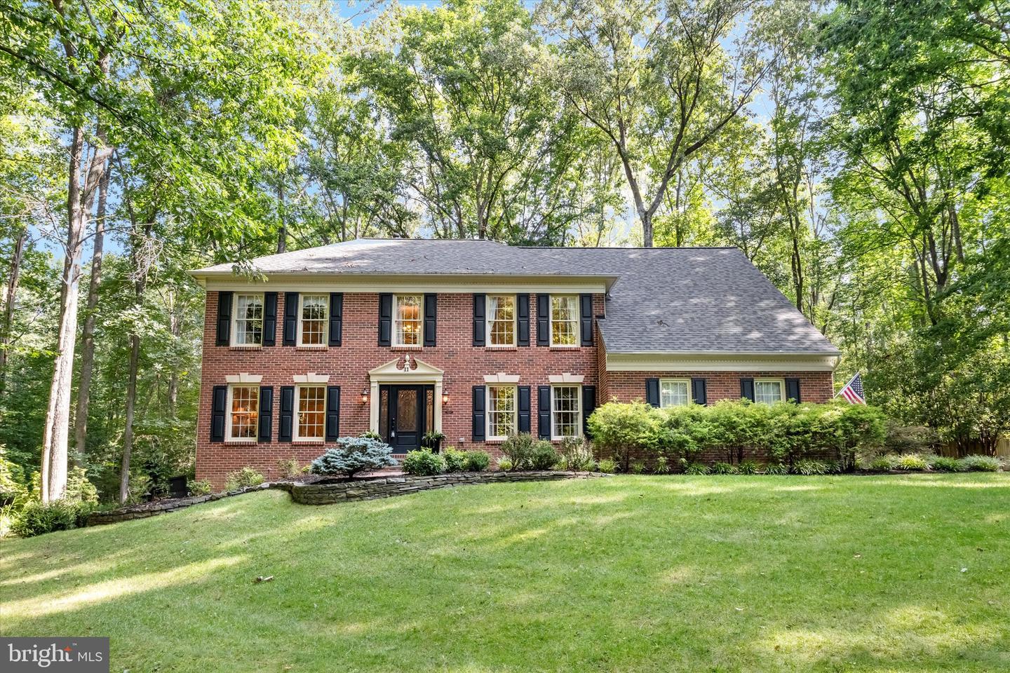 11 Rome Dome Ct — photo