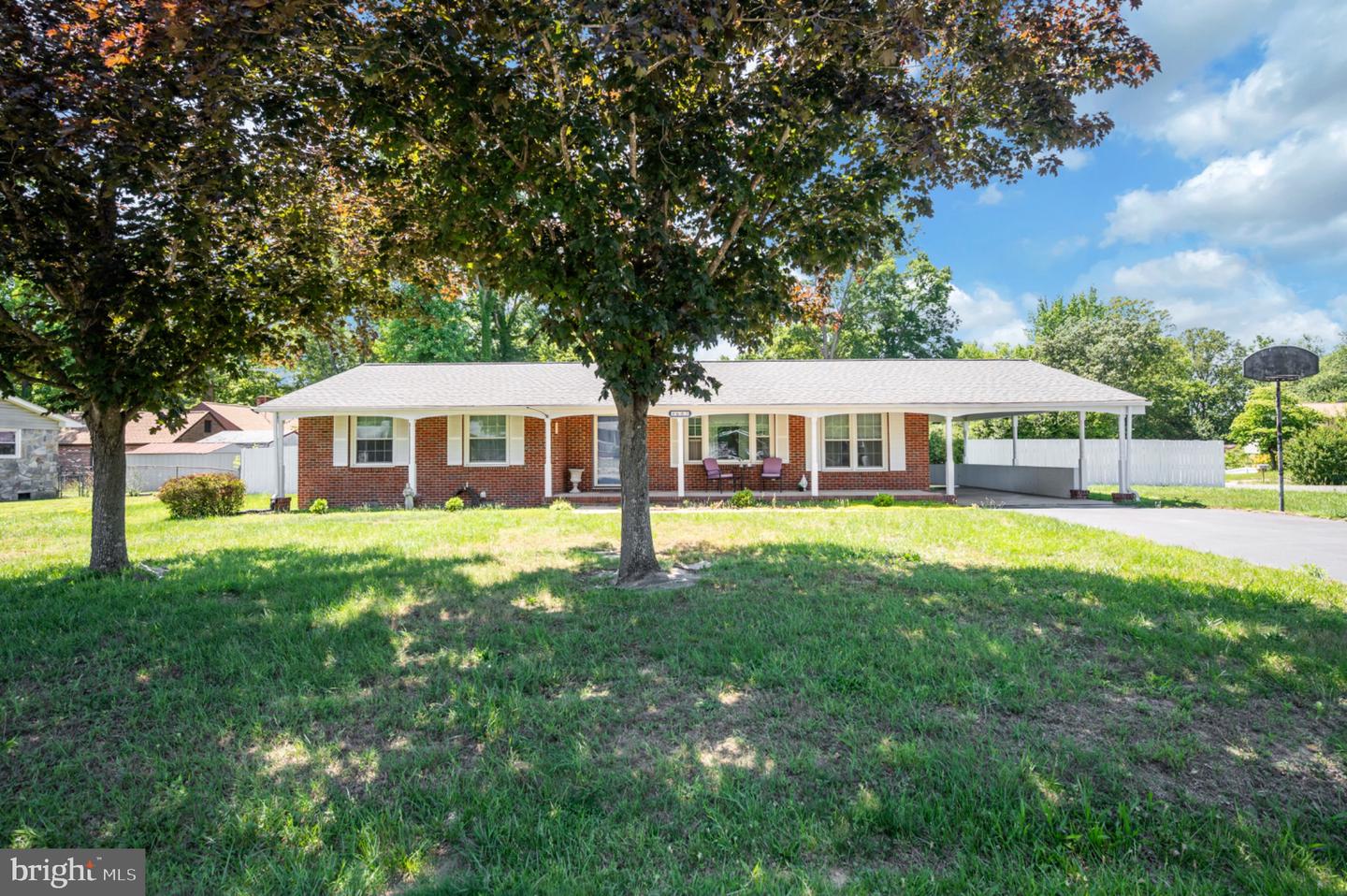 603 Perry Dr — photo