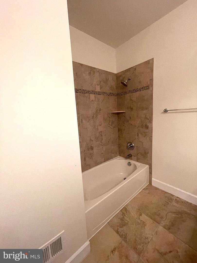 420 Pear Blossom Rd — photo