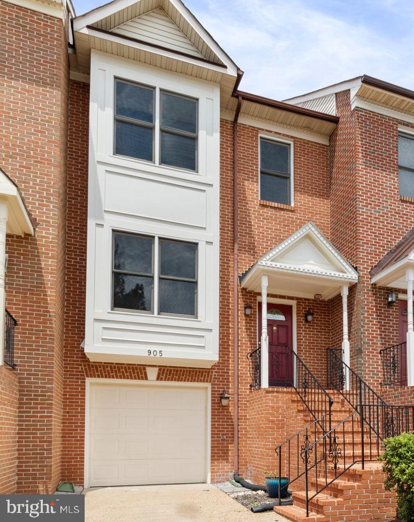 905 Shaw Ct — photo