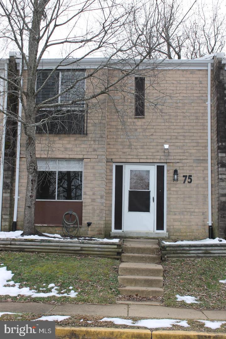 75 Oak Dr — photo