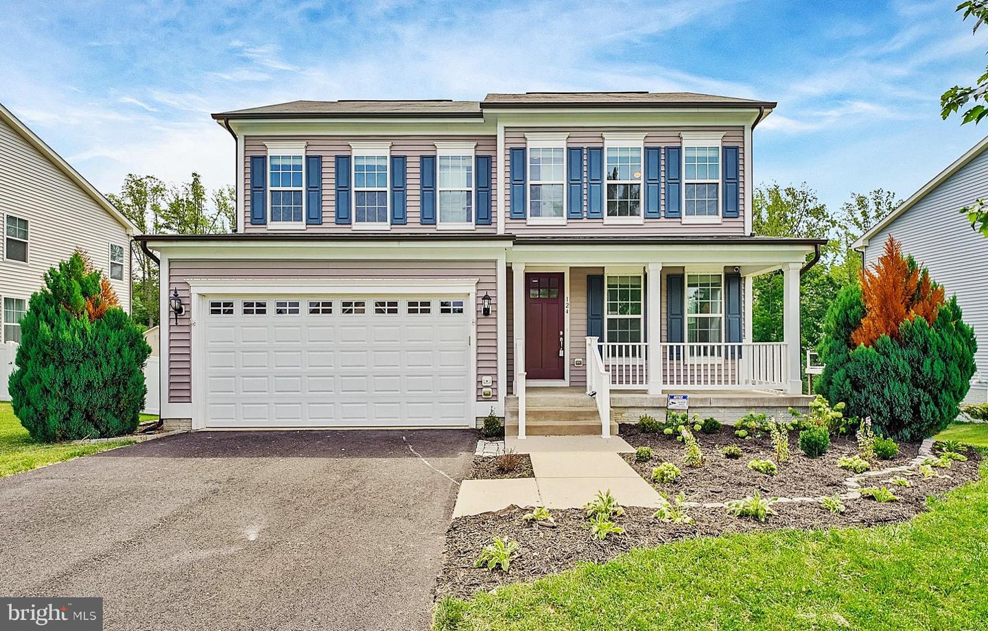 124 Regents Lane — photo