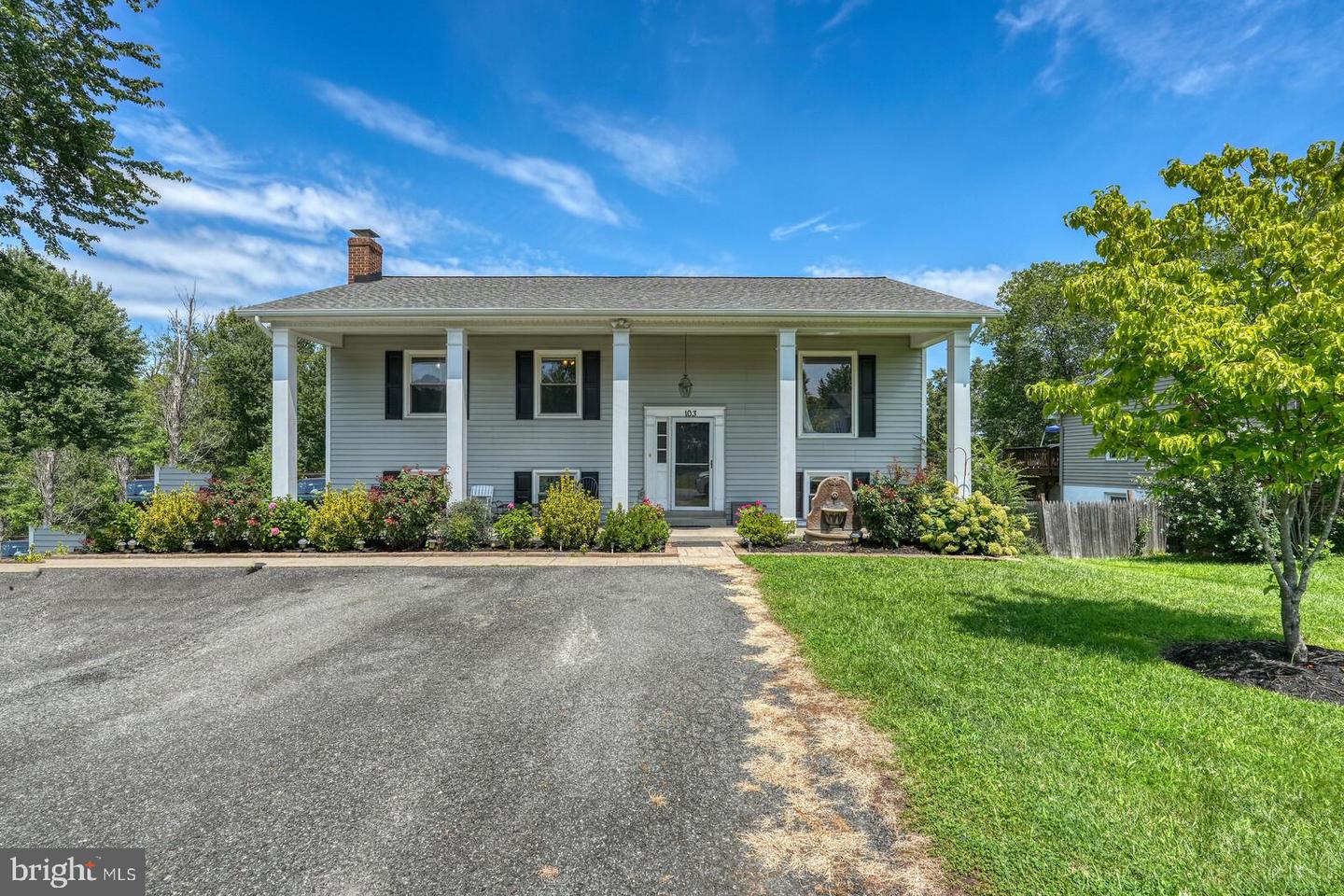 103 Erin Dr — photo