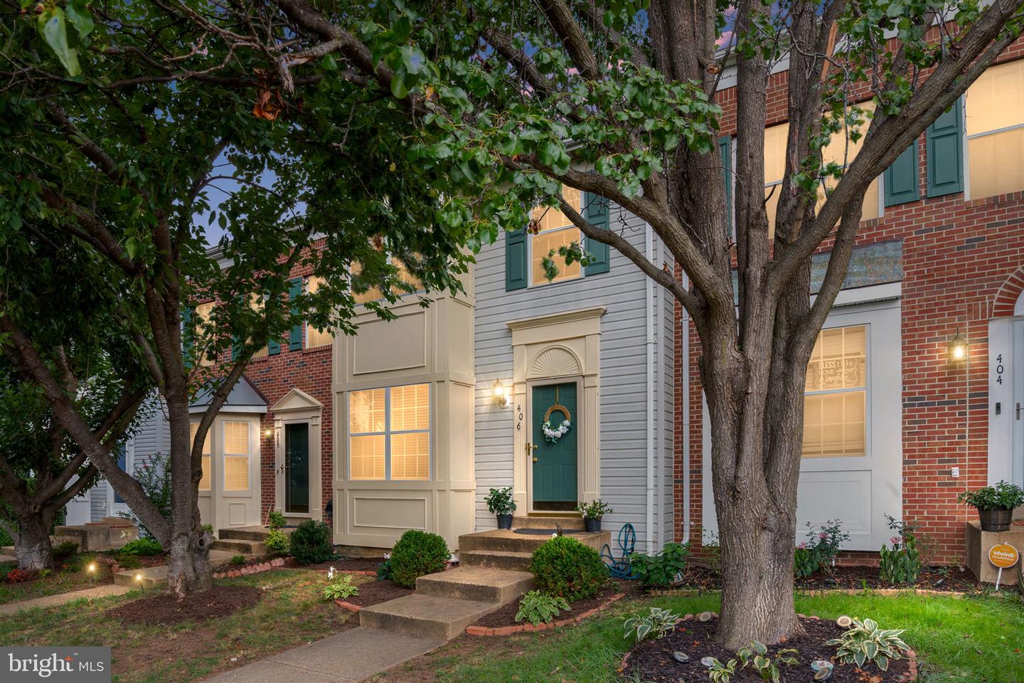 406 Rover Ct — photo
