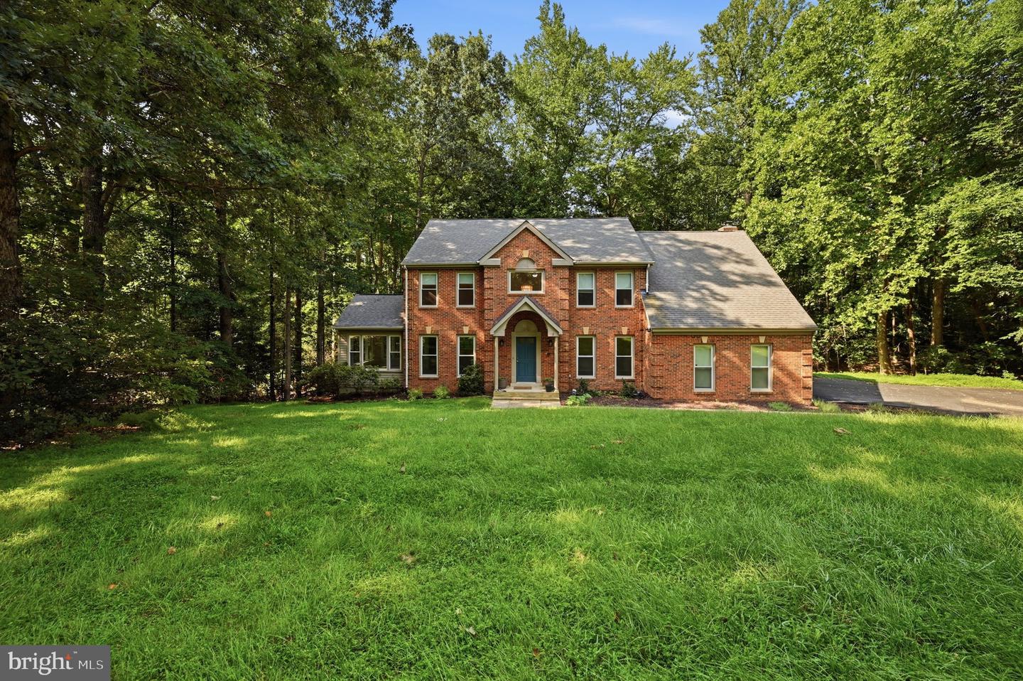 2 English Hills Dr — photo