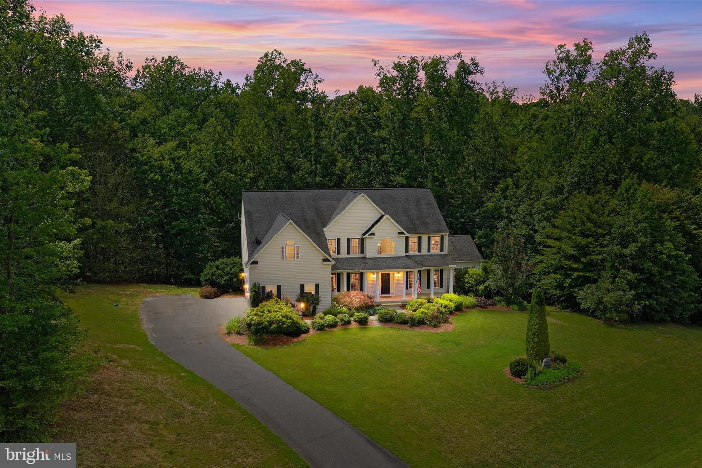 37 Serene Hills Dr — photo