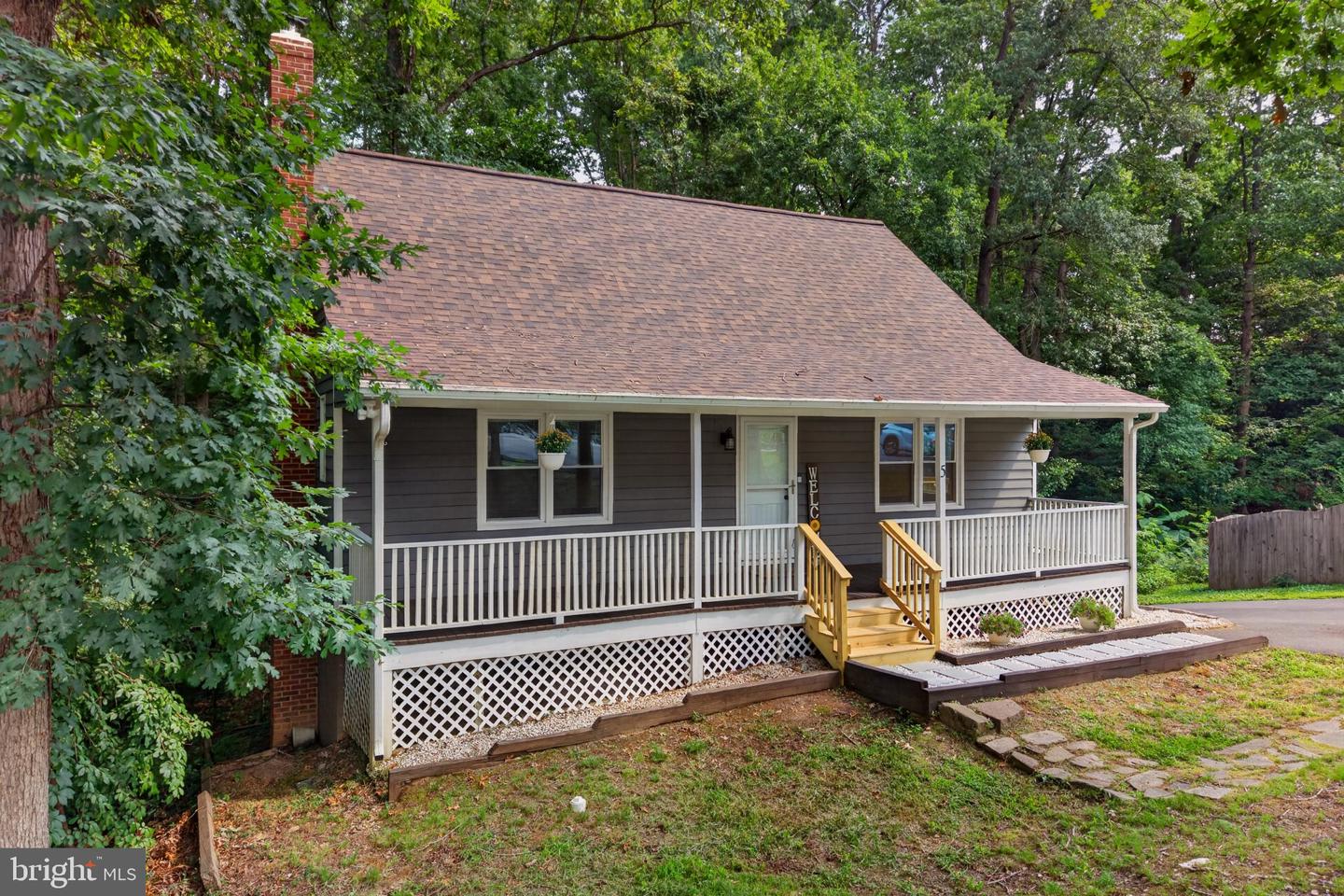 5 Huntington Dr — photo