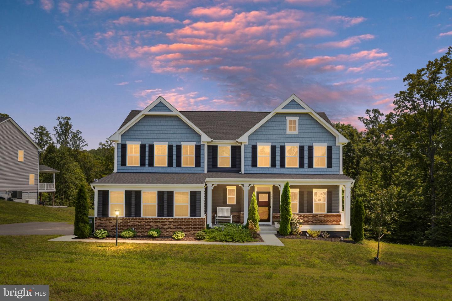 207 Southern View Dr — photo