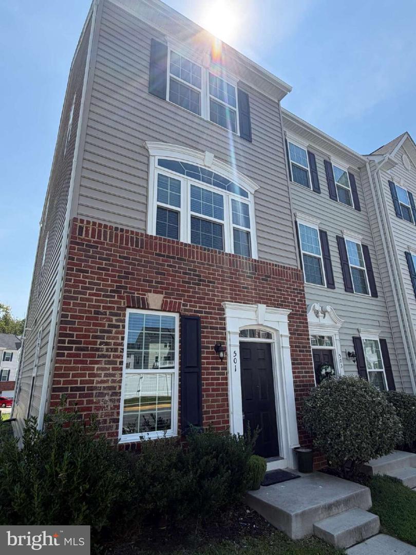 501 Rolling Valley Dr — photo
