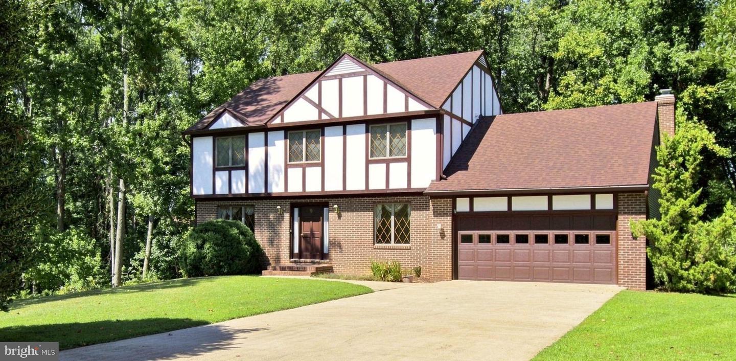 9 Derby Dr — photo