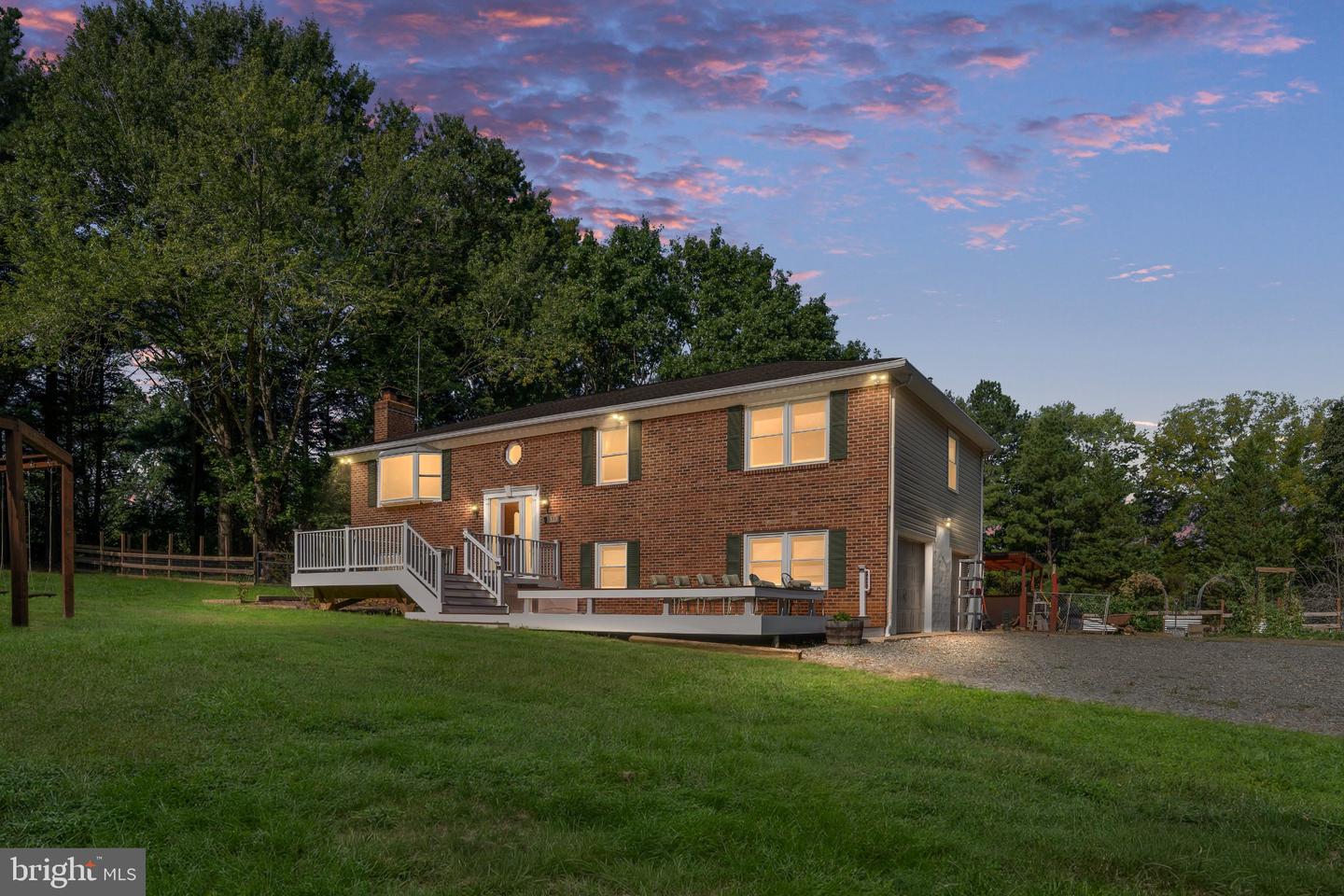 31 Apache Ln — photo