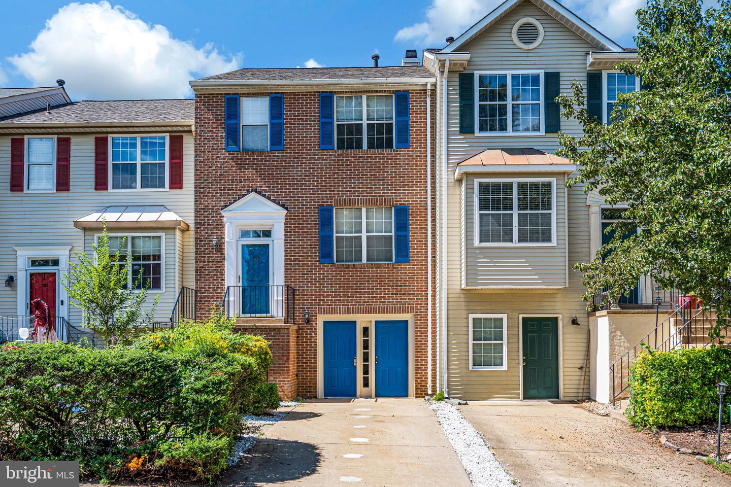 205 Club House Rd — photo