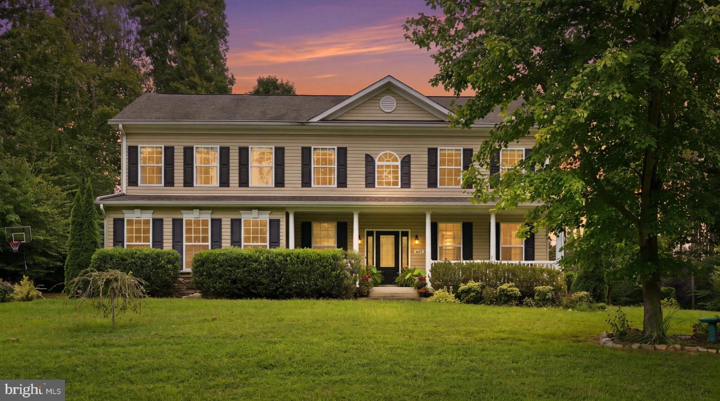 611 Hornbeam Ct — photo