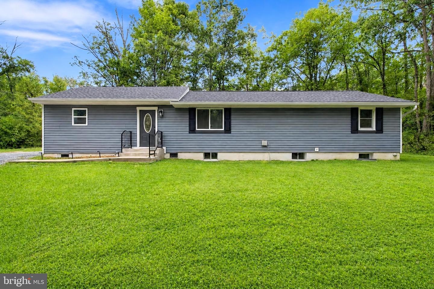 609 Eskimo Hill Rd — photo