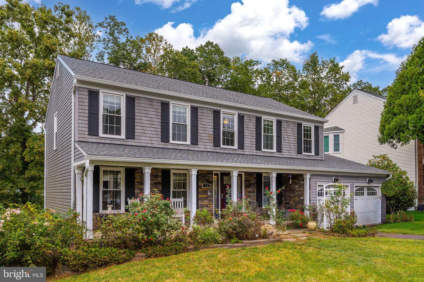 14 Ballantrae Ct — photo