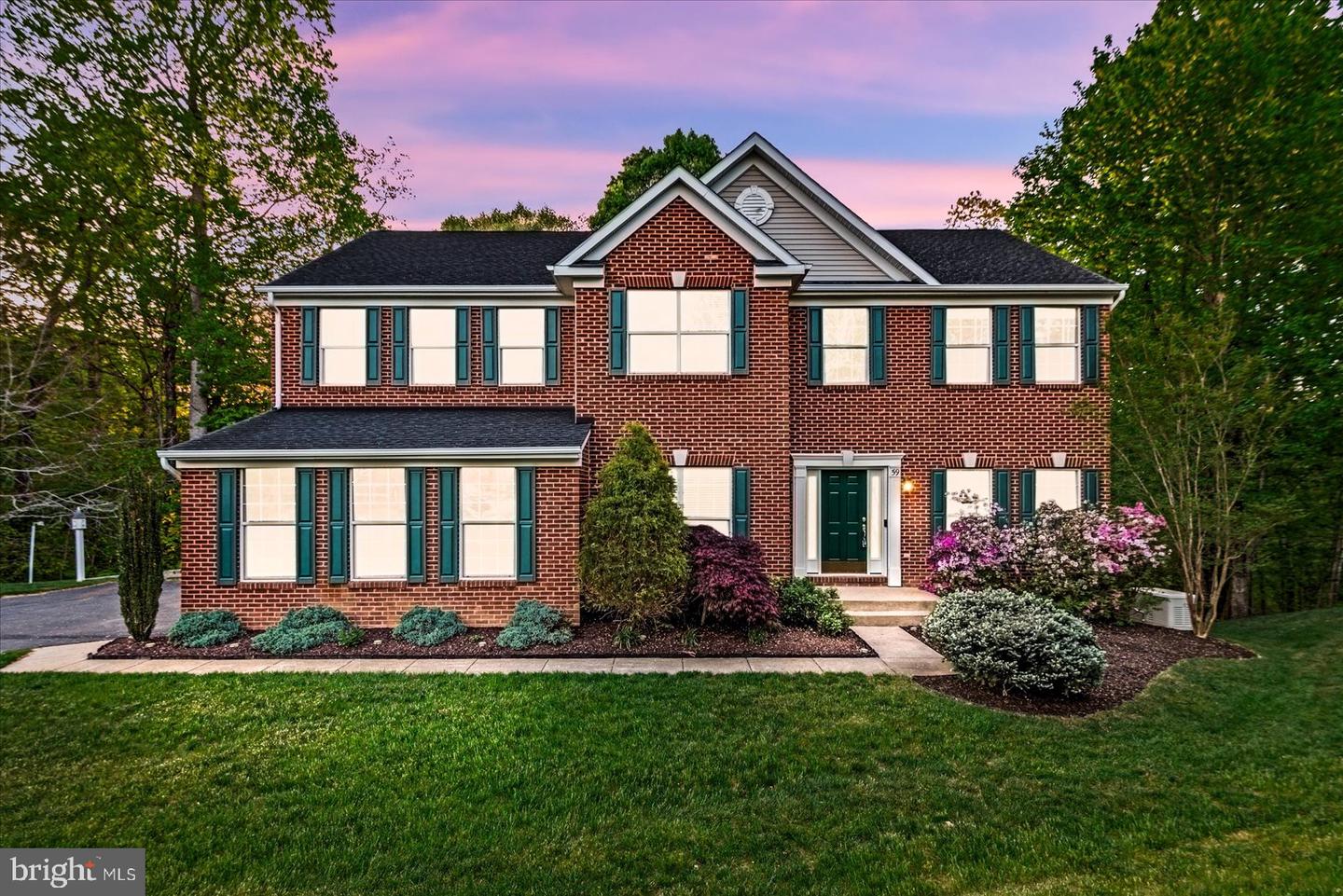 59 Twin Hill Ln — photo