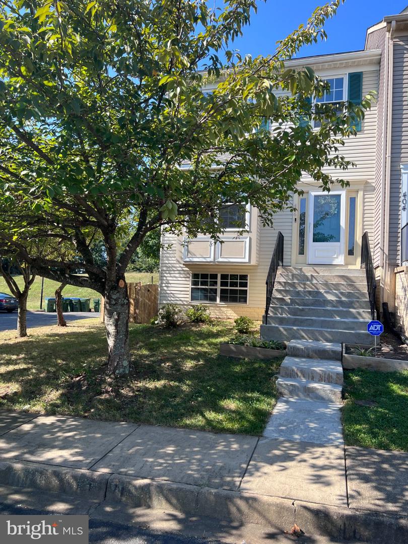 406 Falkirk Ct — photo