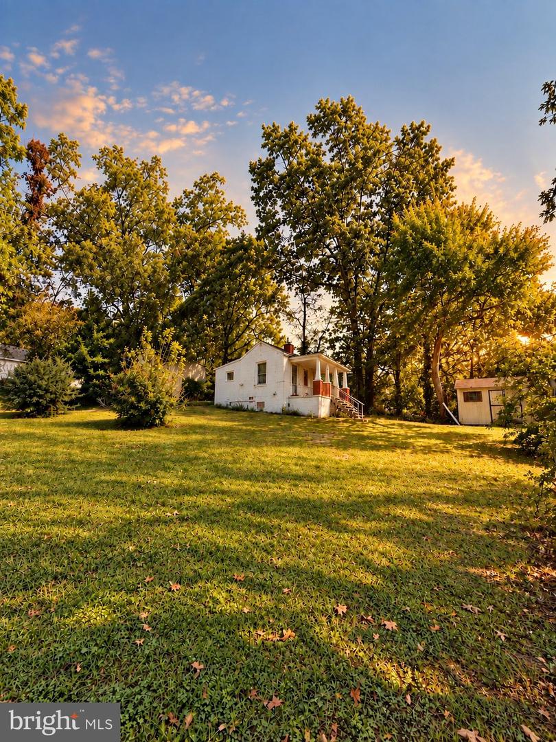 71 Pegs Ln — photo