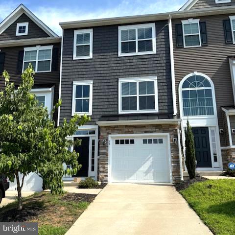 56 Andrews Pl — photo