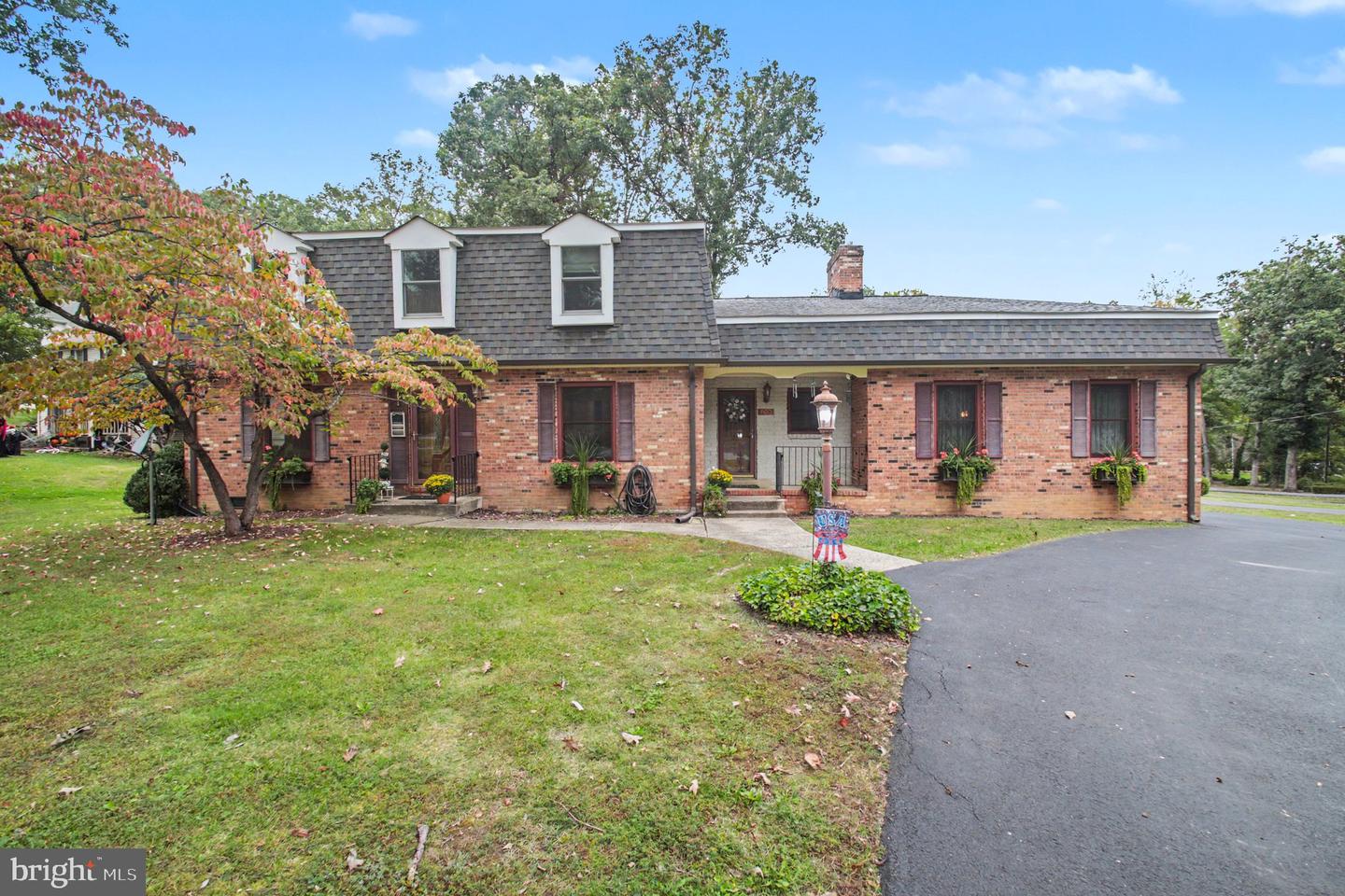 1100 John Paul Jones Dr — photo