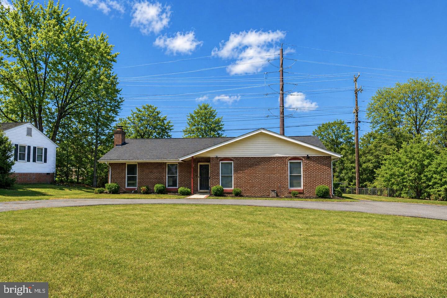 1205 Aquia Dr — photo